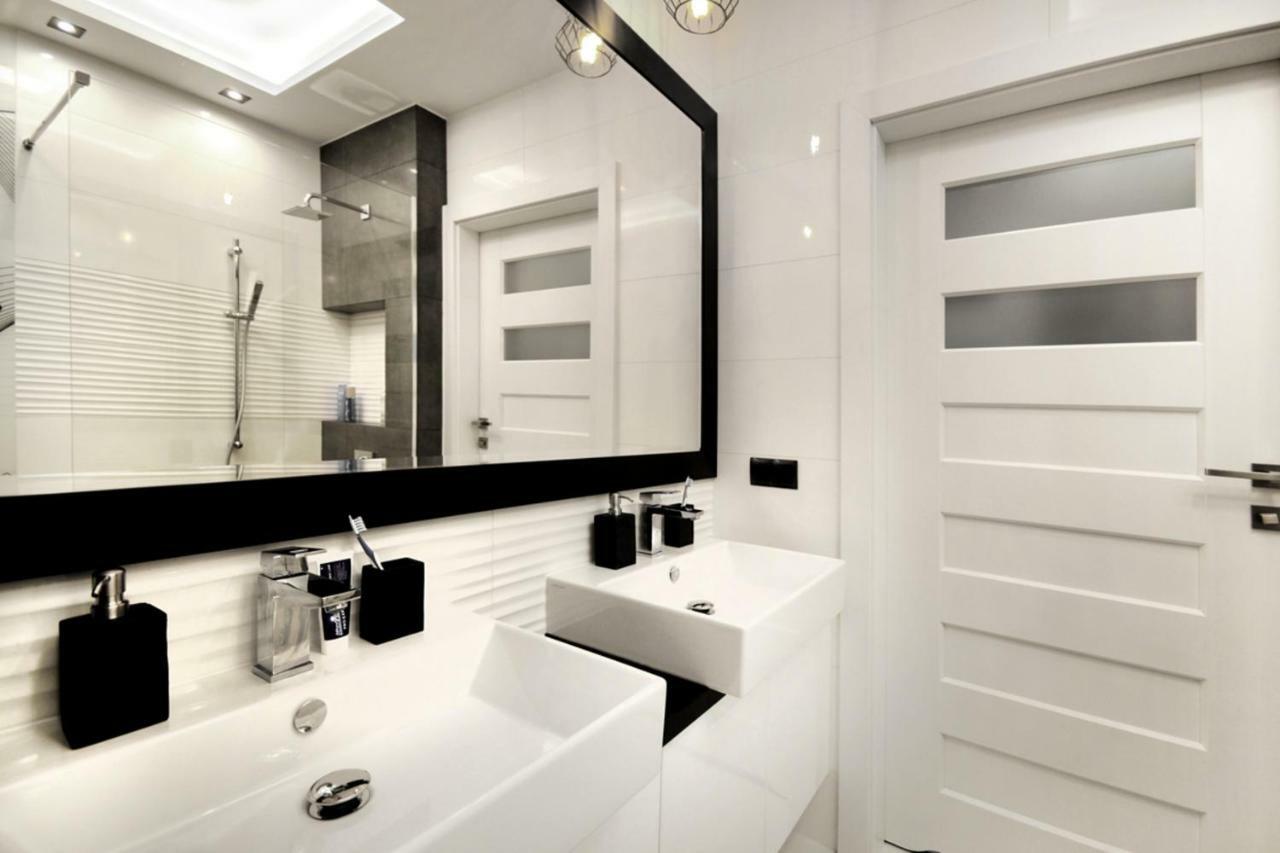 Bulwary Wislane P&O Serviced Apartments With Ac Varşova Dış mekan fotoğraf