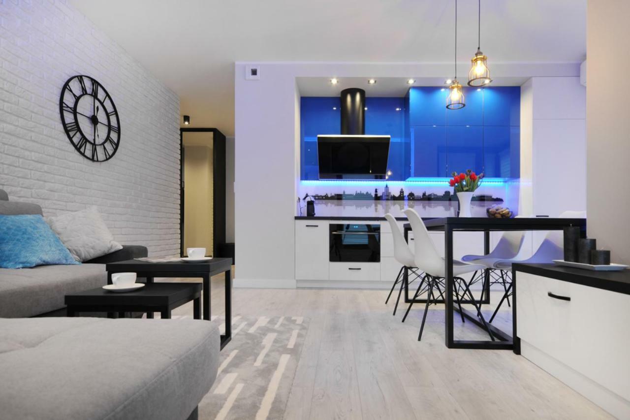 Bulwary Wislane P&O Serviced Apartments With Ac Varşova Dış mekan fotoğraf