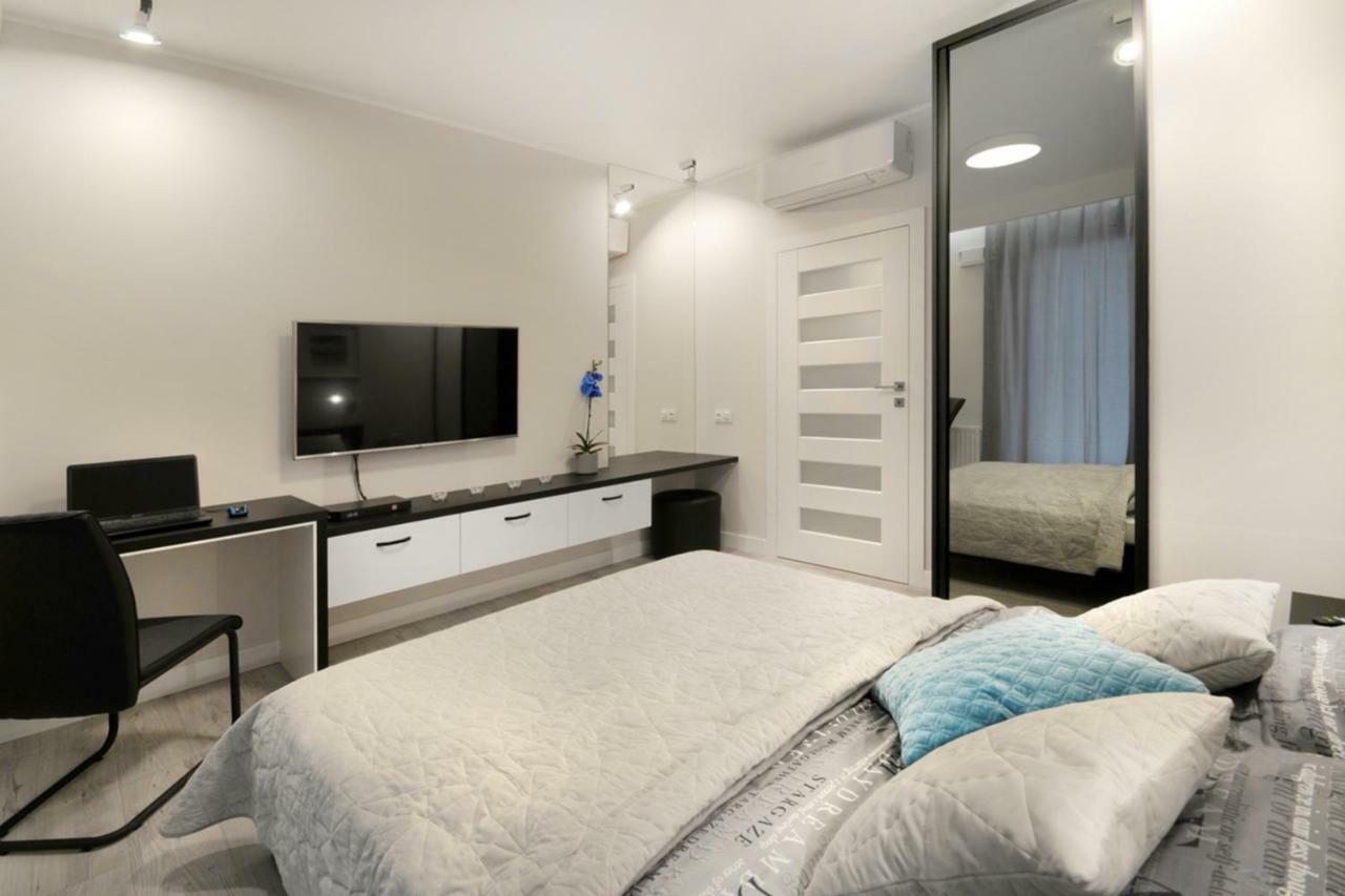 Bulwary Wislane P&O Serviced Apartments With Ac Varşova Dış mekan fotoğraf